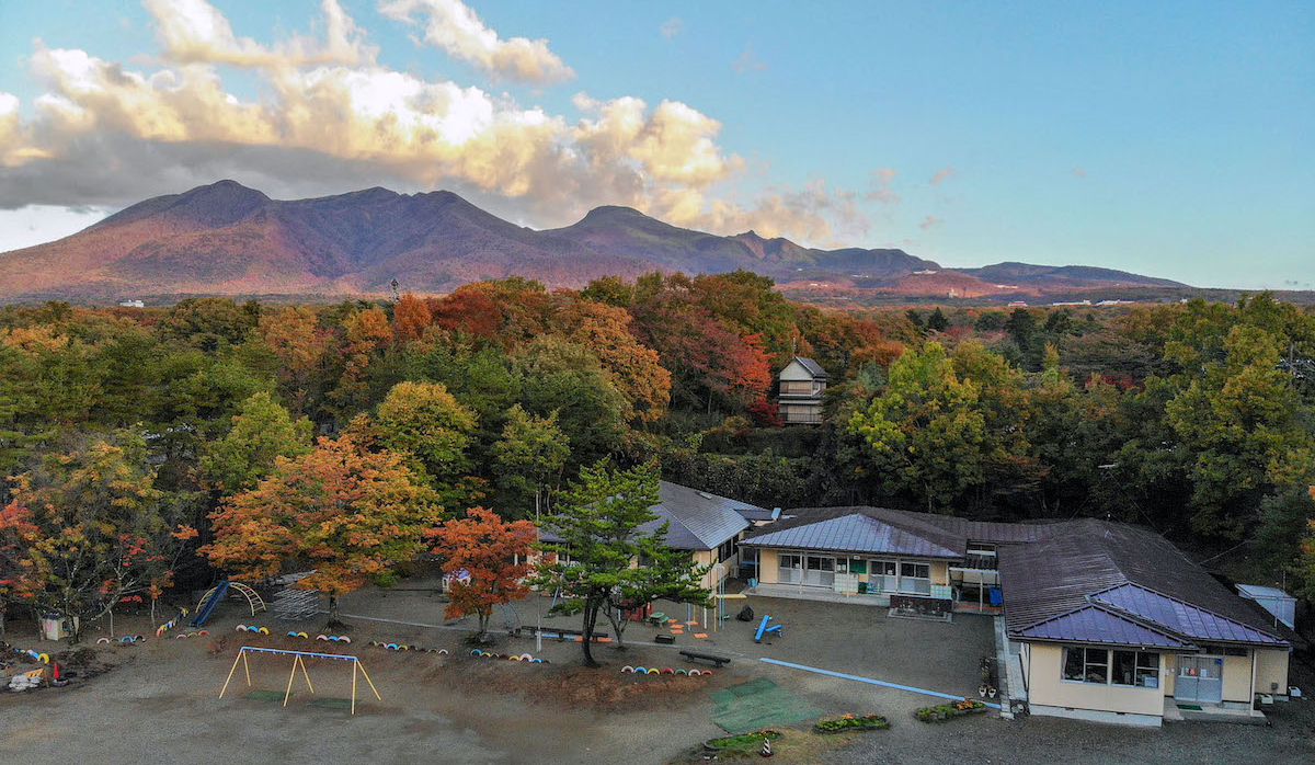 園舎全景